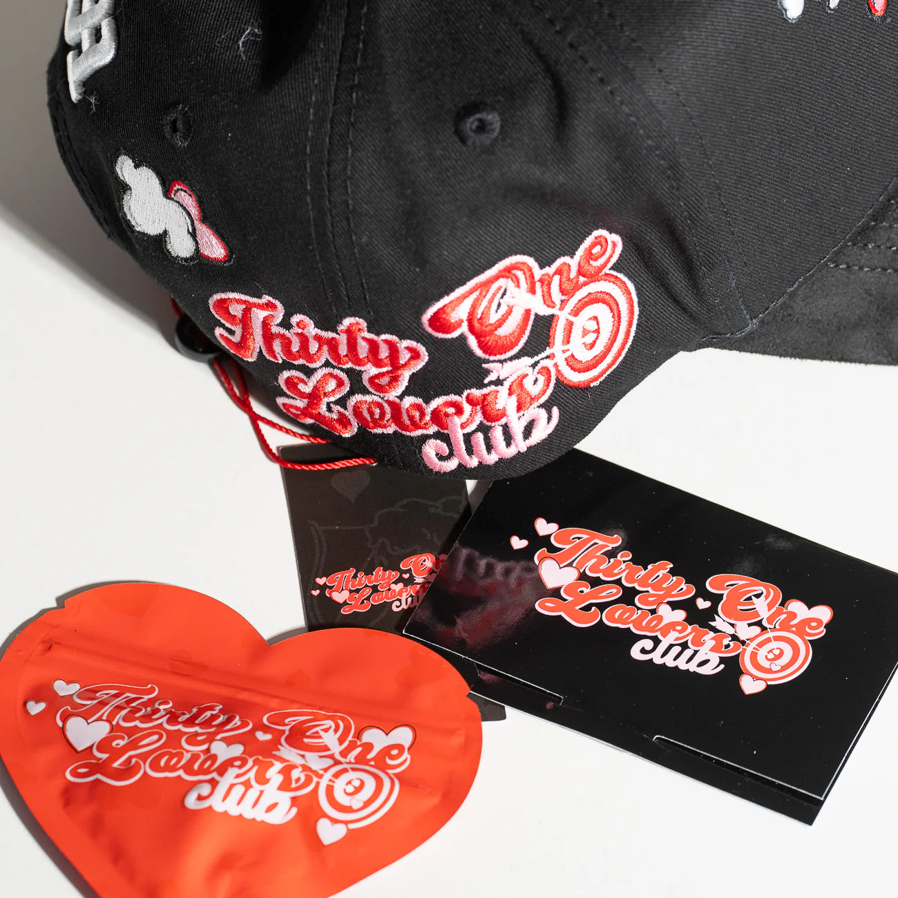 31 Hats Lovers Club "LA Love Clouds"