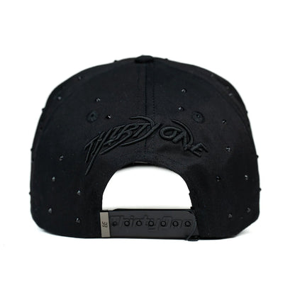 31 Hats "Black Out"